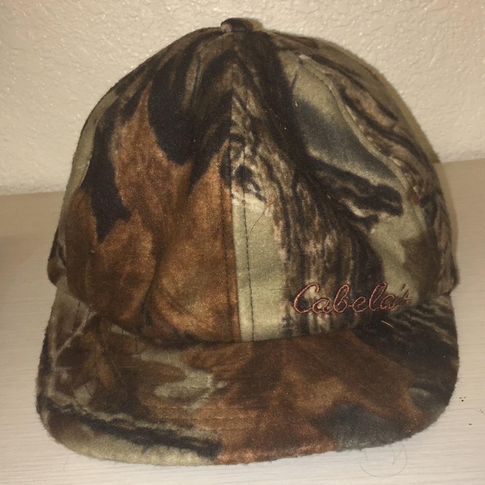 VTG Cabela’s Real Tree Camo hunting hat. Size M.